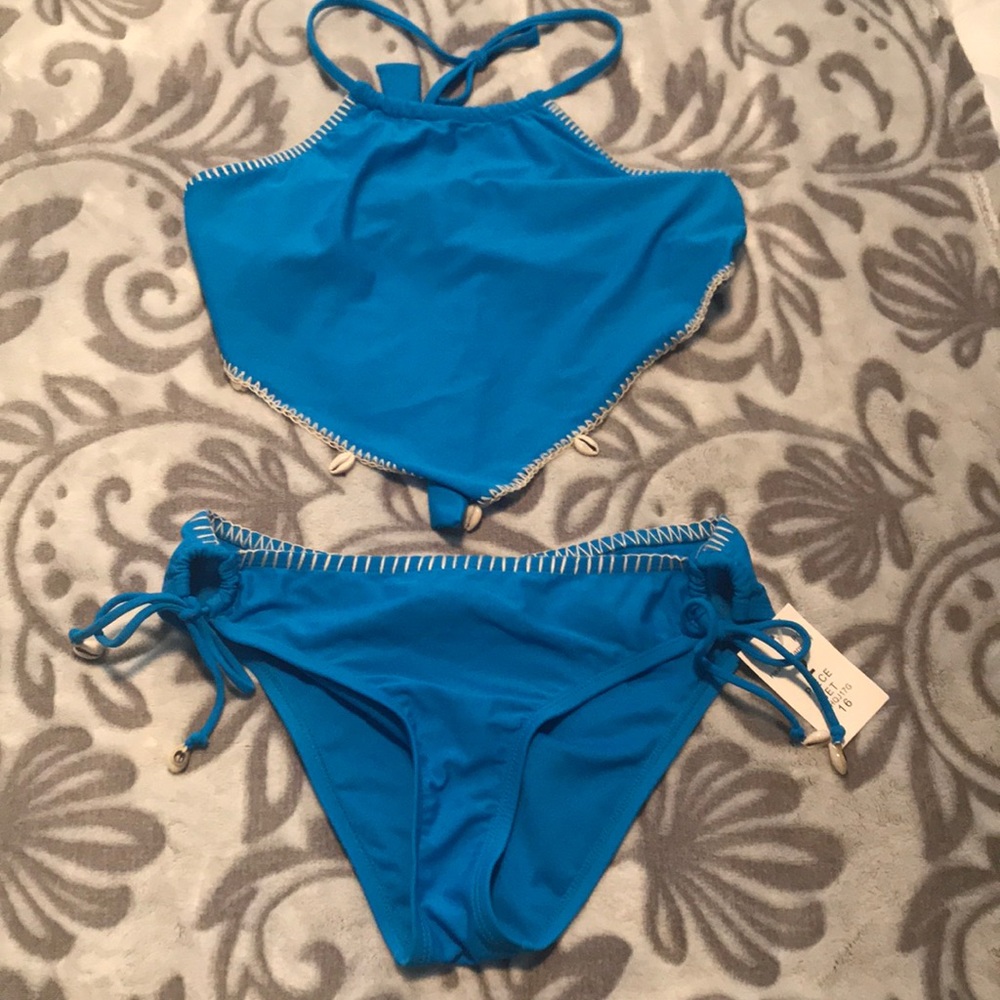 Brand new two piece bathing suit set